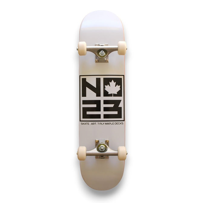 NO23 7Ply Maple Logo White Kids Complete Skateboard 7,25"