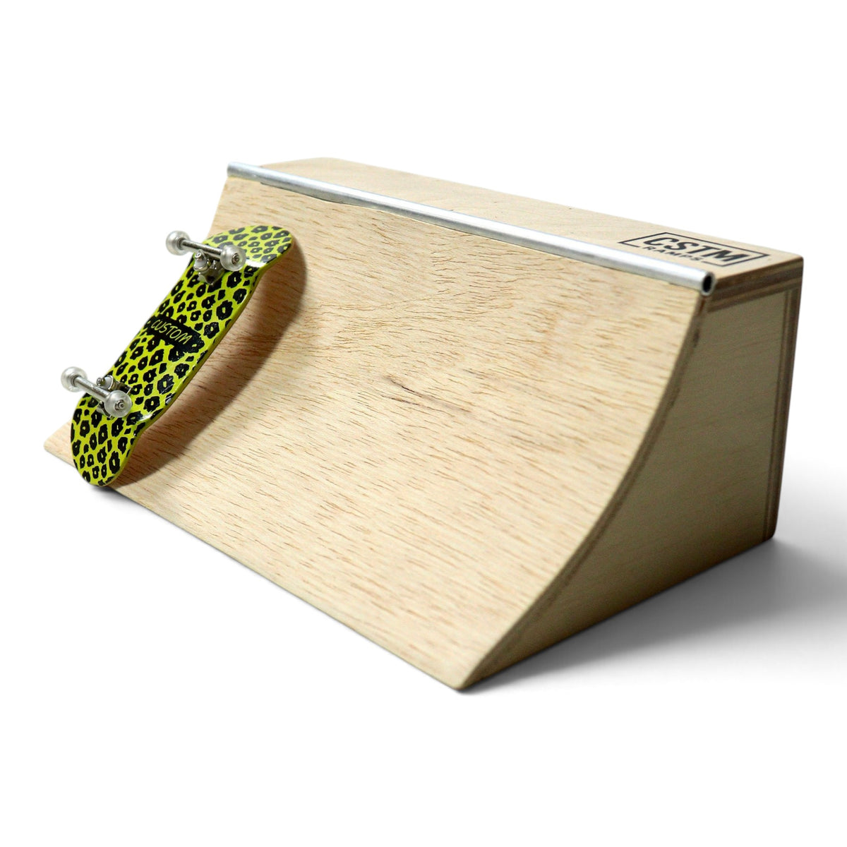 CSTM Ramps Quarter Pipe de Fingerboard